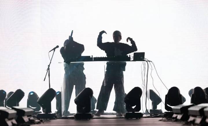 RØZ deslumbra con un debut estelar en el Pabellón Oeste antes de su llegada a Coachella 2026