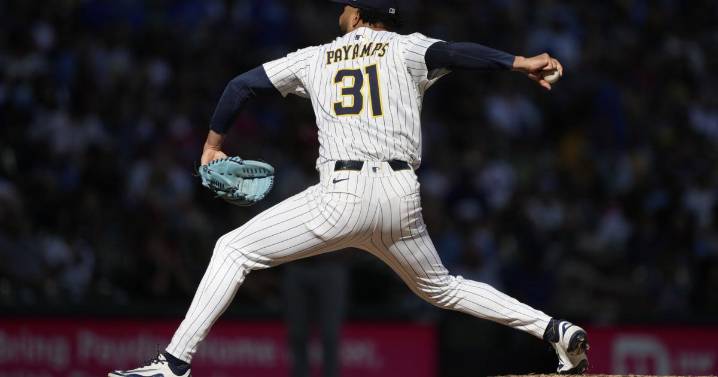 Brewers designate reliever Payamps for assignment, promote Zimmermann