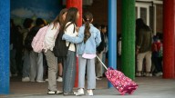 El PSdeG denuncia que la falta de planificación deja a alumnos sin transporte escolar