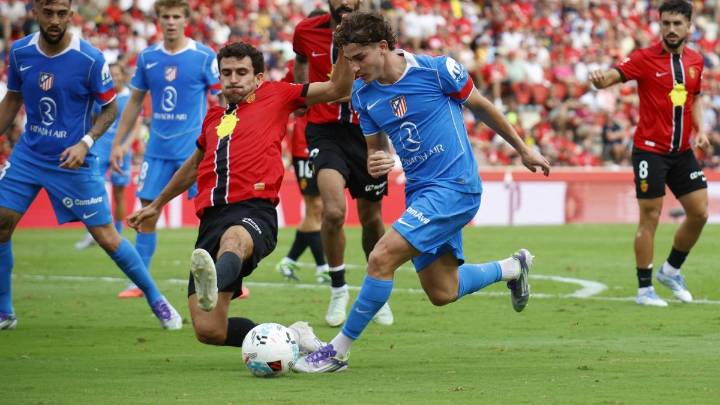 El Mallorca desquicia y frena al Atlético