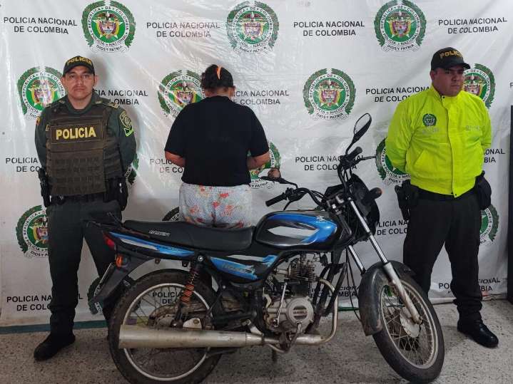 Mujer capturada por los delitos de receptación y falsedad marcaria