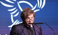En un jueves negro, Milei pide a sus candidatos que defiendan la gestión económica