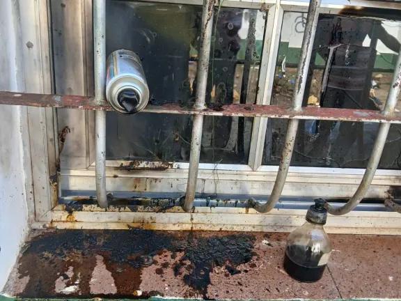 Tiraron una molotov en la Normal Mixta y suspenden las clases en el Nivel Inicial