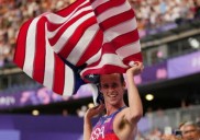 Cole Hocker’s Heroic 5000M Gold Comeback Leaves Australian Star Stunned Mid-Interview in Tokyo After a heartbreak in the 1500m, Cole Hocker belts out an impeccable finish in the 5000 in Tokyo, leaving