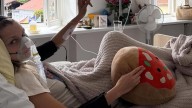 Preocupación por la supermodelo Bella Hadid tras sus imágenes desde el hospital: “Lo siento si siempre desaparezco. Os quiero”