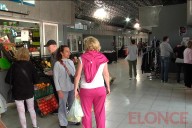 Feriado con ventas bajas en la feria de Salta y Nogoyá: “La gente viene, pero no compra”