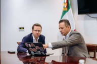 Se reúne Alcalde con legisladores en Ciudad de México