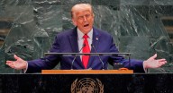 Trump se lanza contra la ONU en Asamblea General: la acusa de apoyar migración irregular, no resolver conflictos y no agradecerle por acabar con guerras