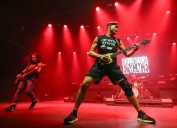 4 of the Nastiest Metalcore Riffs From the Early 2000s