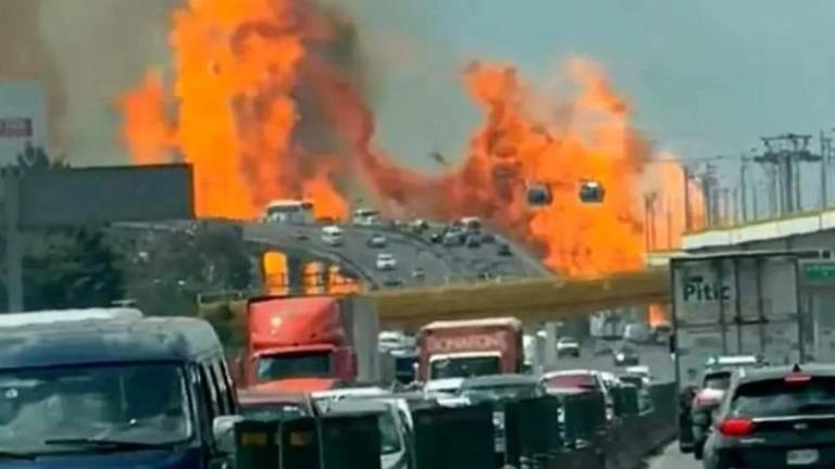 Al menos 19 heridos por explosión de pipa de gas, en Iztapalapa, CDMX