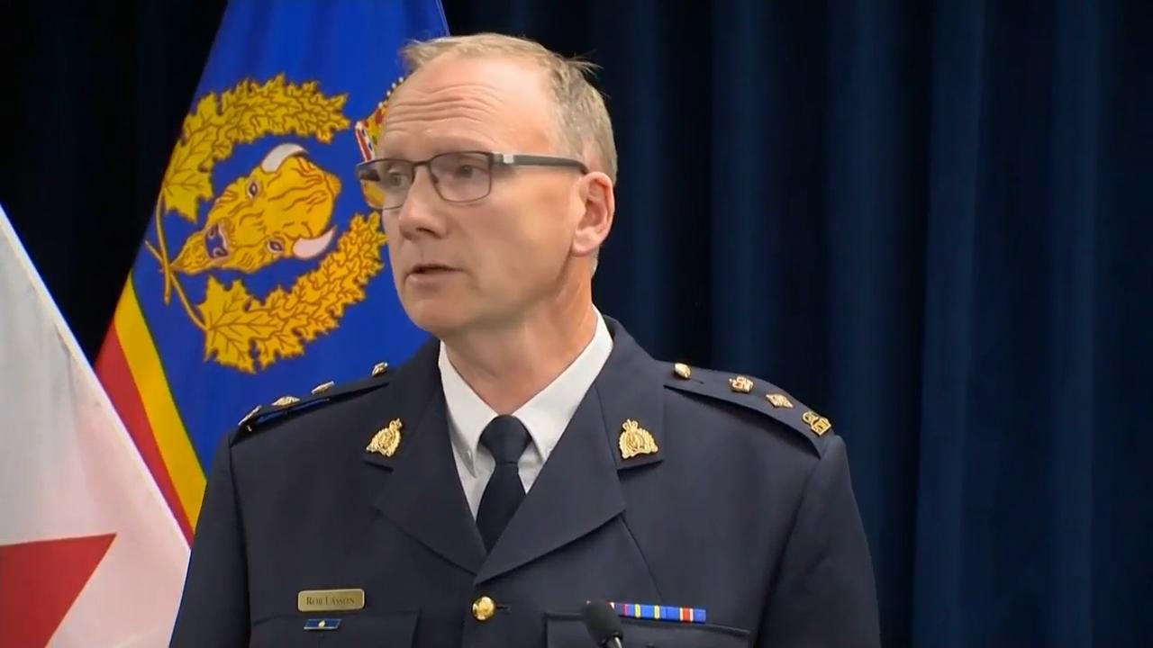 Suspect among 2 dead in mass stabbing in Canada, 8 injured
