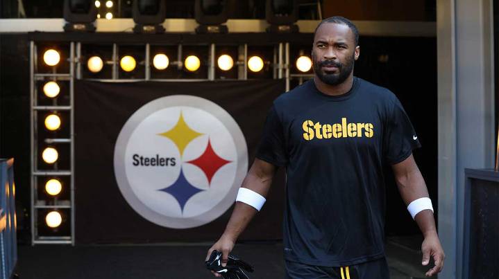 Steelers cut ties with Robert Woods at his request before Week 1