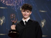 Debutó como actor en Adolescencia, el éxito de Netflix, y ya ganó un Emmy: quién es Owen Cooper