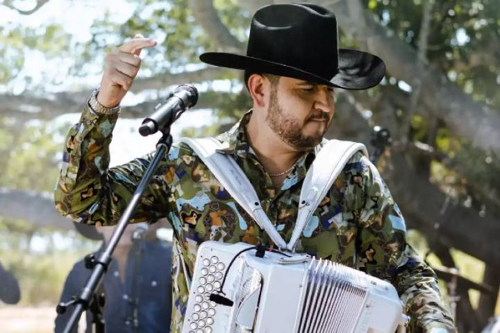 Confirma el gobernador Joaquín Díaz Mena, concierto gratuito de Edén Muñoz el 15 de septiembre en Mérida