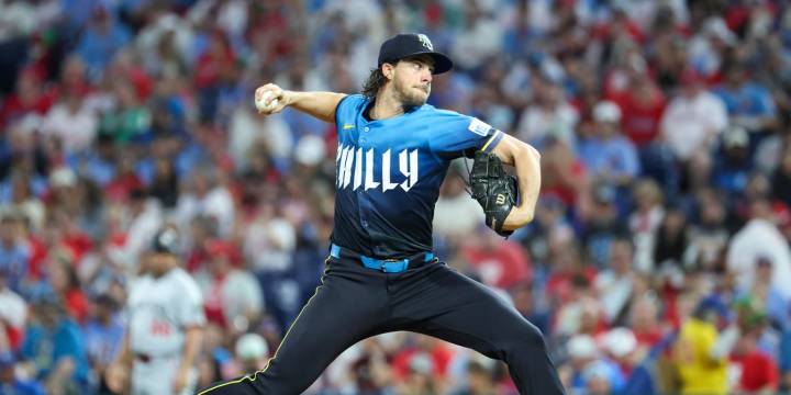 Aaron Nola tosses eight stellar innings vs. Twins