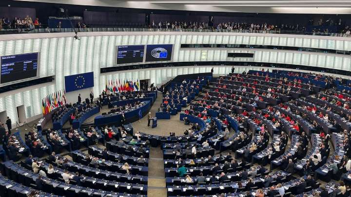 El Parlamento Europeo respalda suspender el acuerdo comercial con Israel, pero no habla de genocidio en Gaza