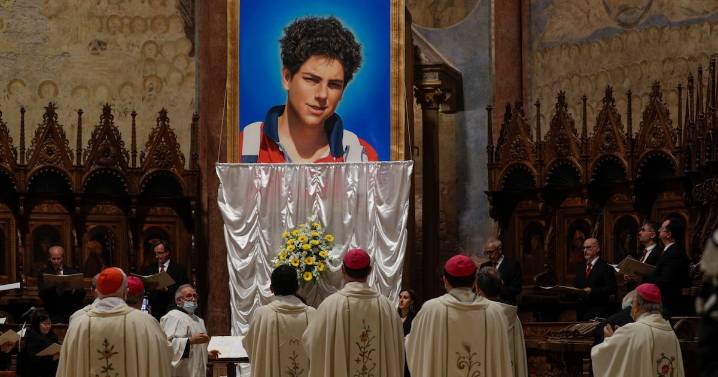 Carlo Acutis, ‘el influencer de Dios’, es declarado santo por el Papa León XIV