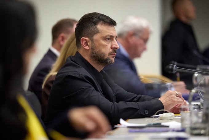 Según Zelensky "ser miembro de la OTAN no garantiza seguridad"