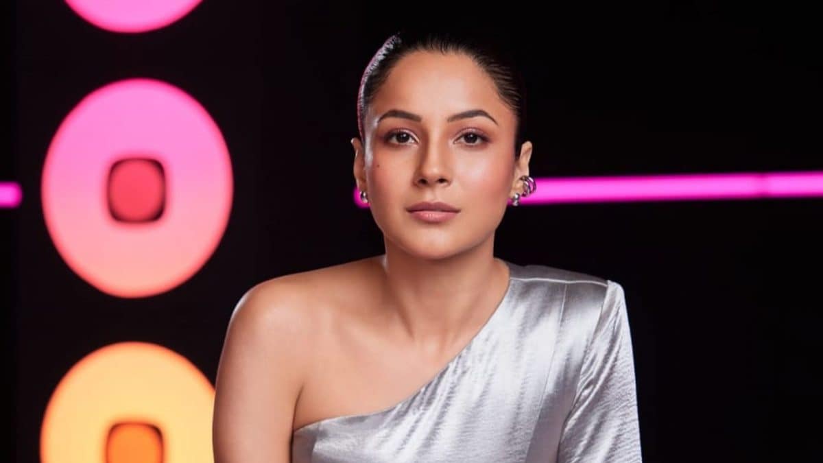 Shehnaaz Gill Drops New Track Khand Lagdi From Her Upcoming Film Ikk Kudi