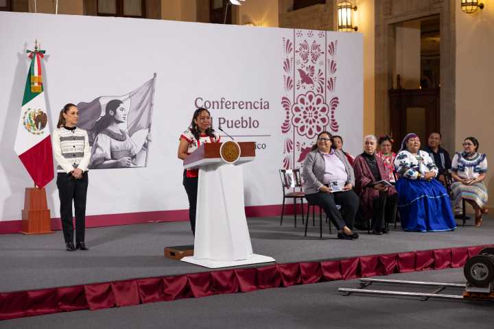 Traducen Cartilla de Derechos de las Mujeres a 35 lenguas indígenas