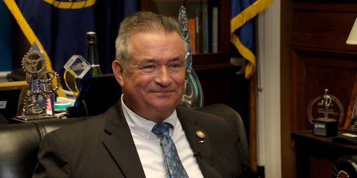 Rep. Bacon pushes GOP to support Ukraine against Russia