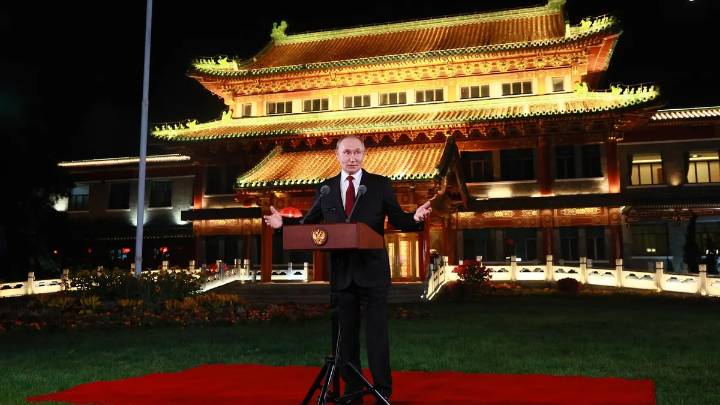Putin, tajante con una posible reunión con Zelenski para el fin de la guerra: "Que venga a Moscú"