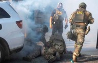 Usa ICE gas lacrimógeno en protesta en Chicago