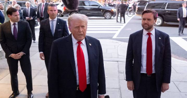 MAGA Melts Down at the Secret Service Over Donald Trump’s Humiliating Dinner