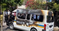Incendian autobuses y camionetas en Chilpancingo; transporte público queda paralizado