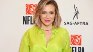 Alyssa Milano se ha quitado las prótesis mamarias: "Soy amada y femenina y ello no se debe a mis implantes"