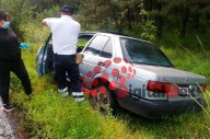 Hallan a hombre muerto dentro de vehículo en la Toluca
