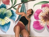 Pintaba mates como hobby y ahora es conocida por sus espectaculares murales: la inspiradora historia de Azul Barraza