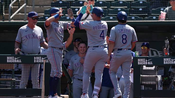 Pederson and Jung hit HRs, deGrom has 6 Ks as Rangers beat A's 9