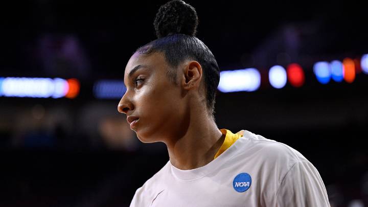 USC basketball’s Juju Watkins will officially miss entire season amid ACL recovery
