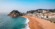 Spain boycotted by Brits as locals call tourists 'cancerous'