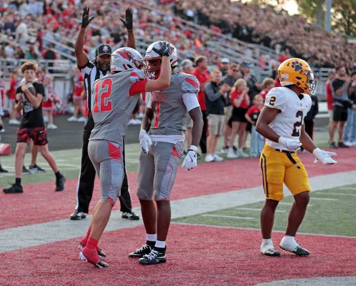 St. Ignatius vs. Mentor football: Cardinals survive late push by Wildcats, improve to 3