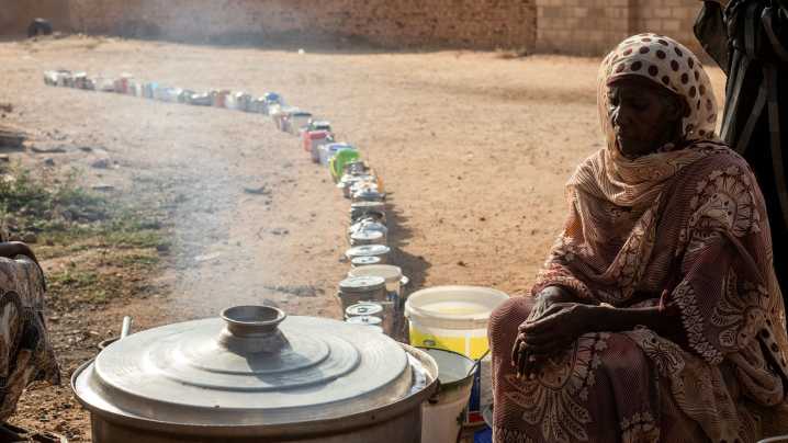 El Fasher, la ciudad de Sudán asediada durante quinientos días: "Ningún sudanés o sudanesa tiene asegurada su vida"
