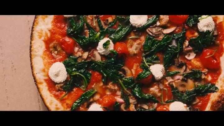 This Illinois Pizza Spot Was Just Crowned One of America's Best