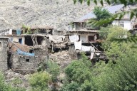Hospitales desbordados en Afganistán mientras siguen llegando heridos tras el terremoto