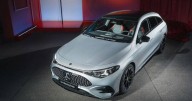 Mercedes-Benz exec denies plan to use BMW engines
