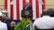 «Hay que darles una paliza»: Trump carga contra «lunáticos de la izquierda radical» por el asesinato de Kirk