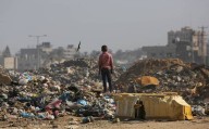 Exponen el horror de Gaza en el vestíbulo del Museo Thyssen