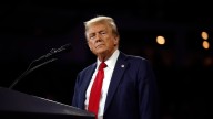 Trump explota contra Biden y se burla de su grave enfermedad: “un tipo estúpido, malo y gordo”