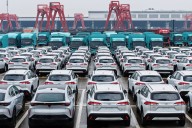 México apunta a los autos chinos y abre la puerta a un arancel del 50%