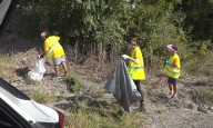Volunteers help beautify the Valley on World Cleanup Day