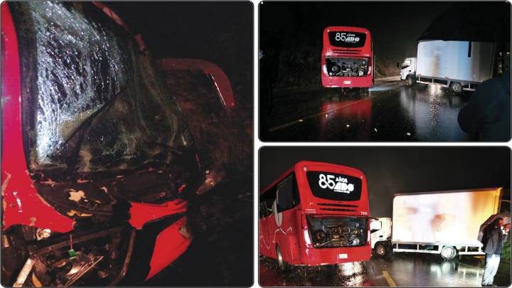 Choca autobús ADO que transportaba obreros de Audi; hay dos lesionados