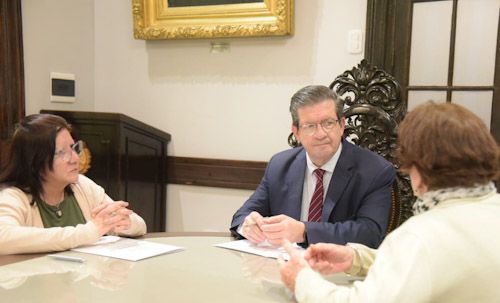 Vicegobernación firmó convenio con la Asociación Dona Cabello