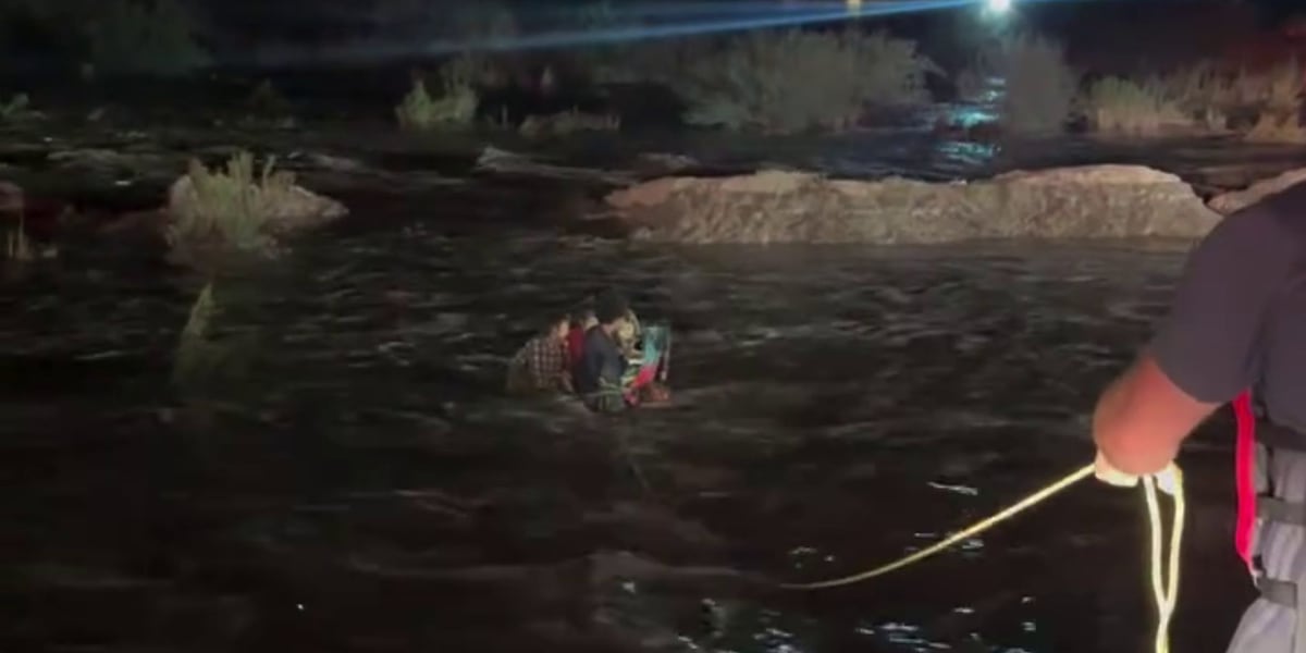 5 kids and dog saved from flash flooding in eastern Arizona