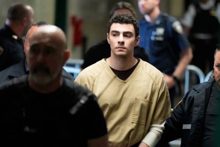 Suspected CEO killer Luigi Mangione challenges judge ruling; requests to appear in person in Blair County
