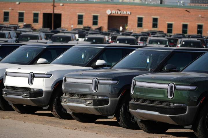 ‘Do or die’ for Irvine-based EV maker Rivian as it launches $5 billion plant